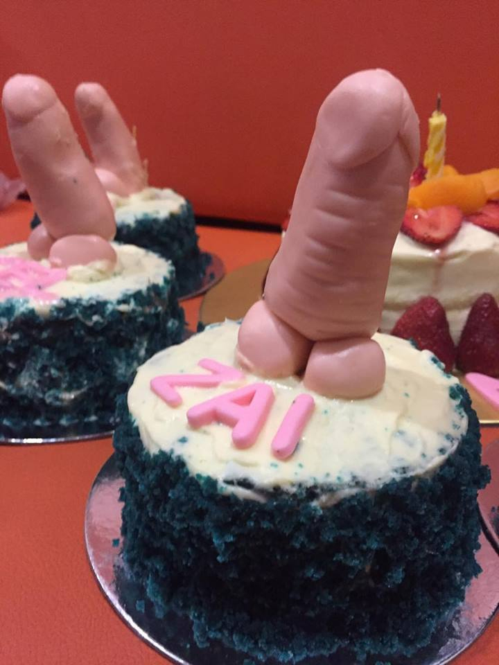 Bridal Shower Penis Cake